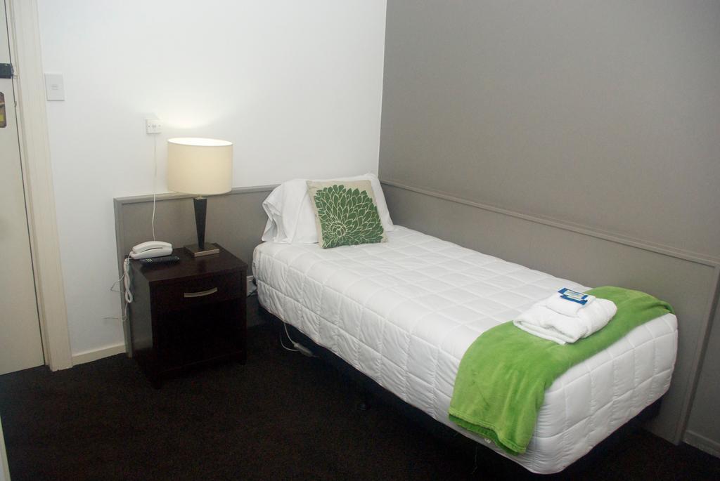 Law Courts Hotel Dunedin Chambre photo